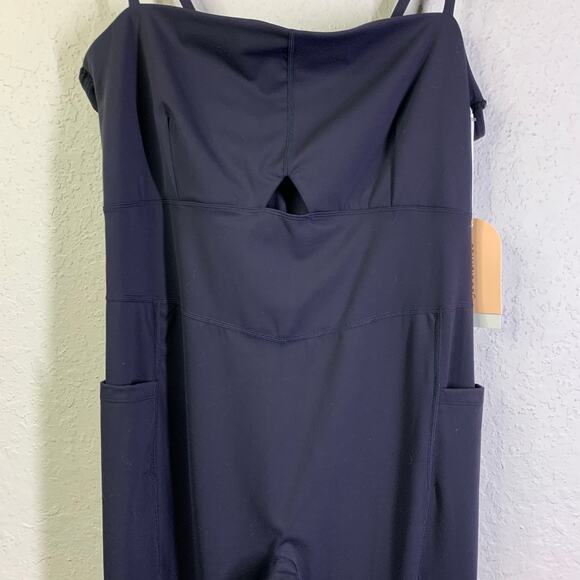 BLOGILATES Peek A Boo‎ Onesie 1X Plus Jumpsuit Flare Leg Pilates Workout NWT - Picture 8 of 16